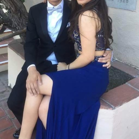 Windsor Prom Dress - Picture 1 of 8